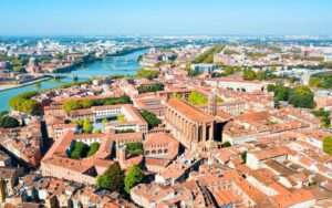 frankrijktoulouse21vakantiegaronnetoerismeluxevillavakantiehuispyreneeen